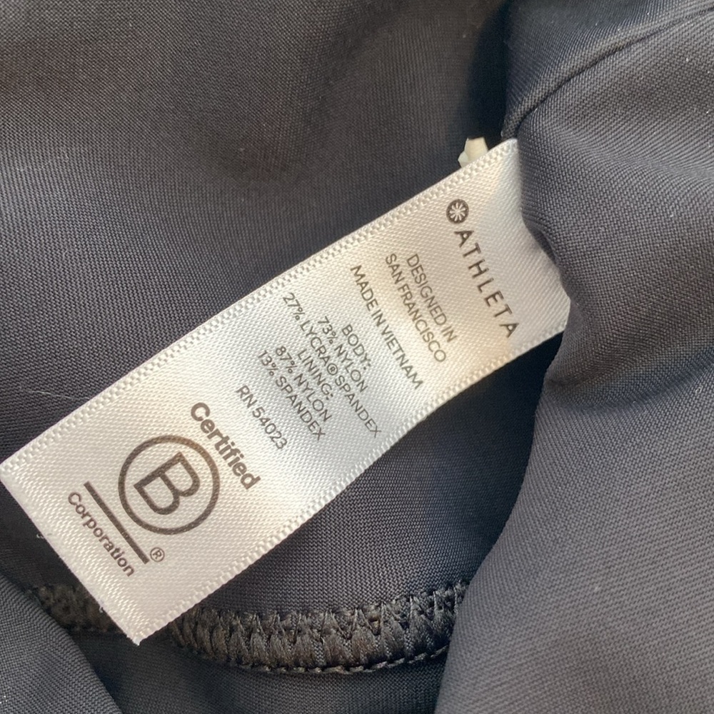 Athleta Stellar Crop Pant in Black Size small - Picture 4 of 6